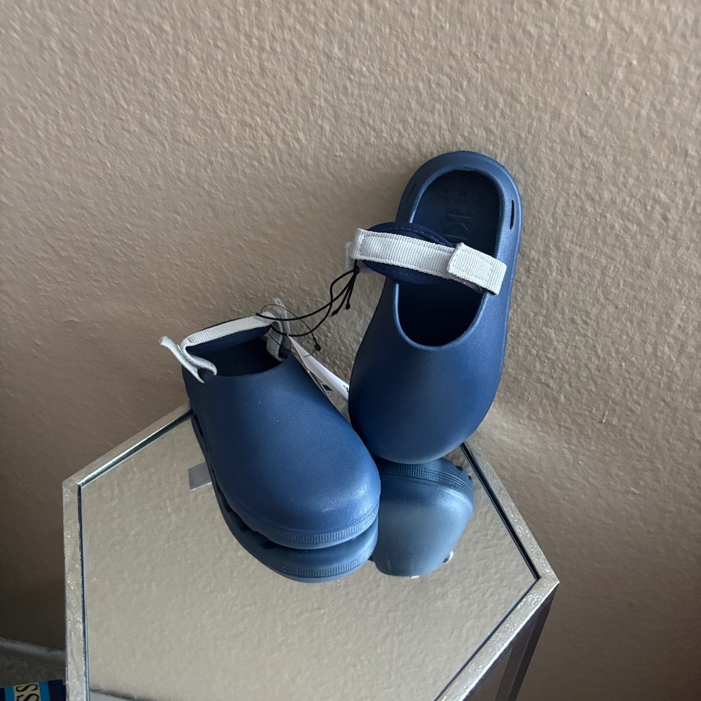 Kids Blue Sandals with white straps